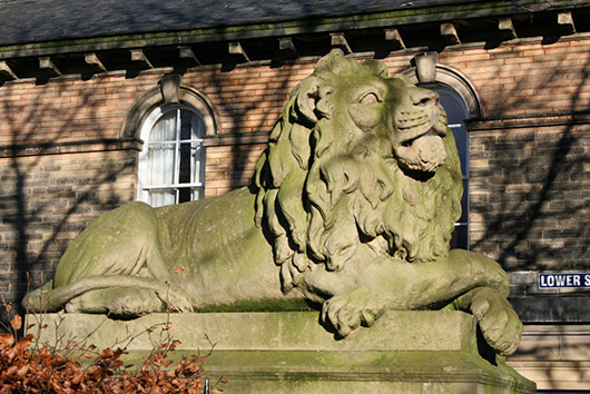 Lion adjacent to Lower School Street